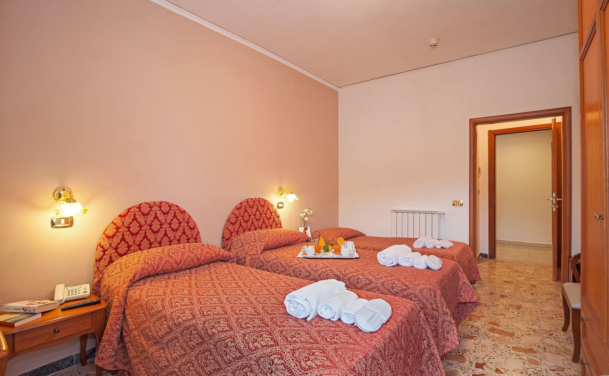 Hotel Caruso Massa Lubrense Bagian luar foto