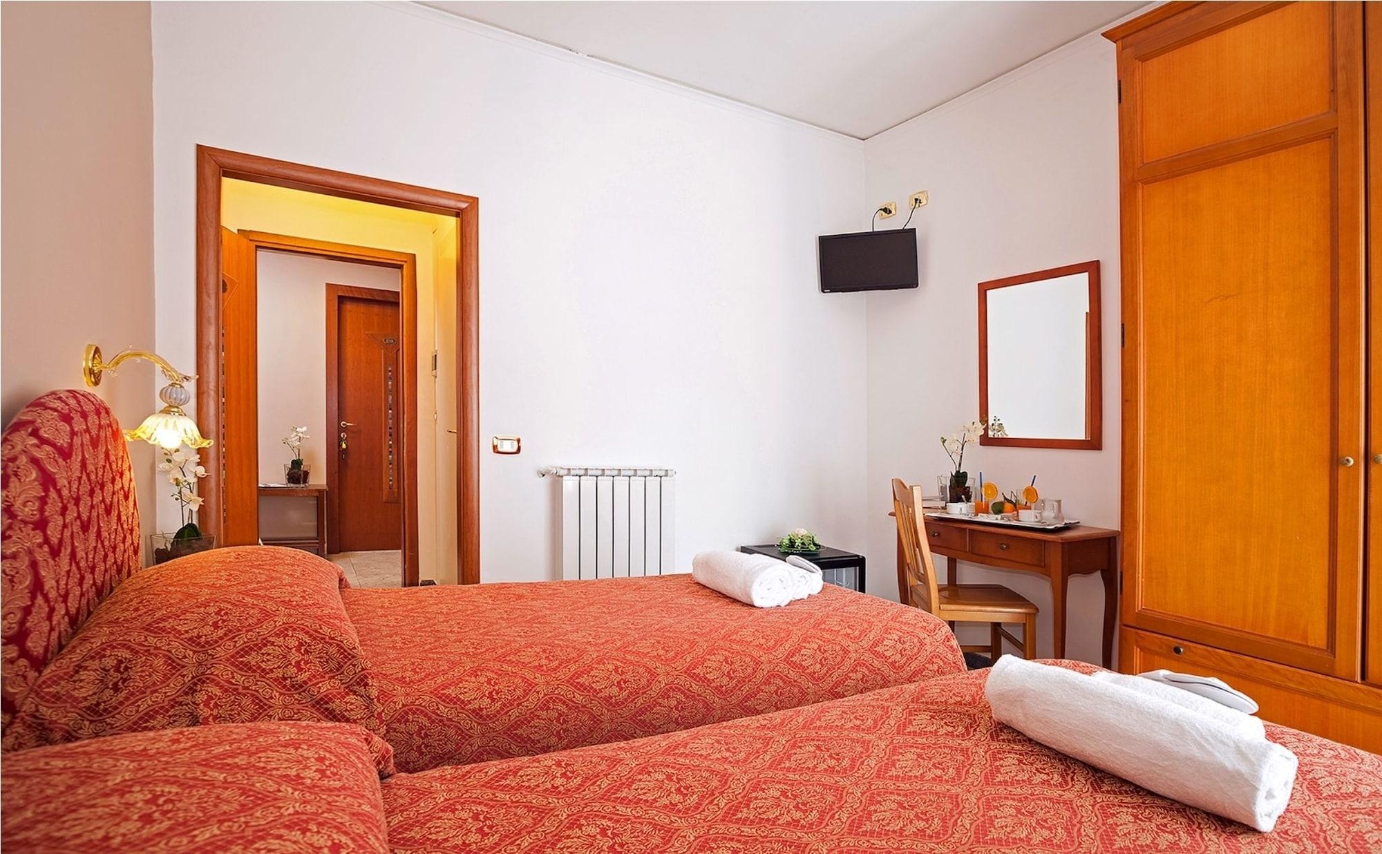 Hotel Caruso Massa Lubrense Bagian luar foto