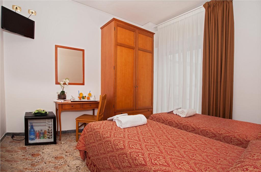 Hotel Caruso Massa Lubrense Bagian luar foto